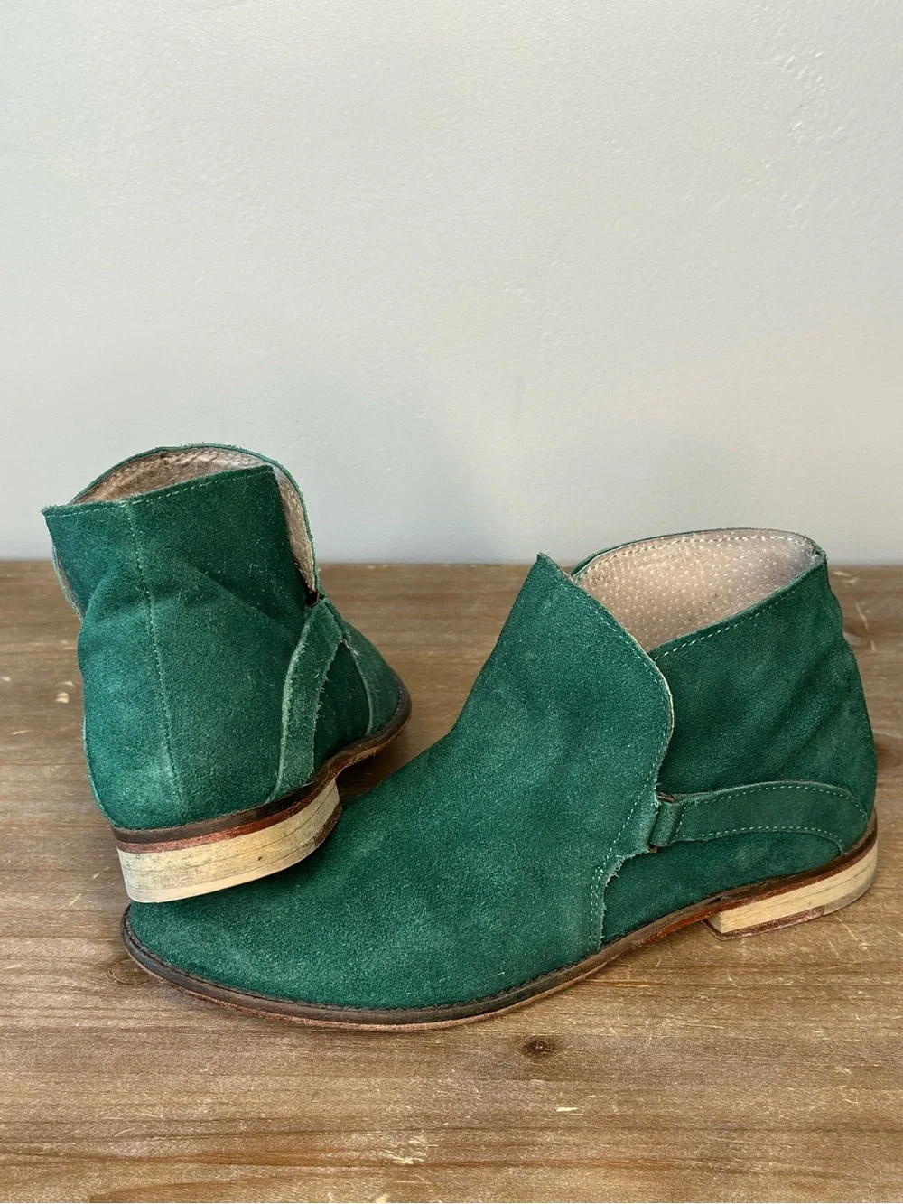 Free people emerald green suede booties Sz6